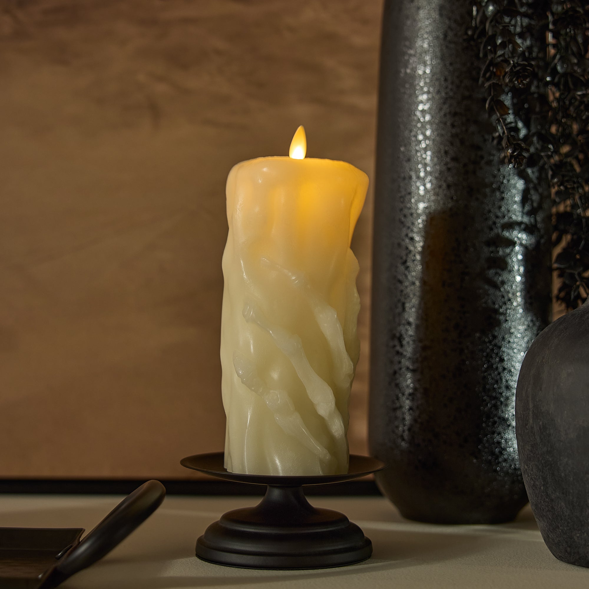 sm-image-55685d930faab814da6d0ccf Pearl Ivory Skeleton Hand Flameless Candle Pillar