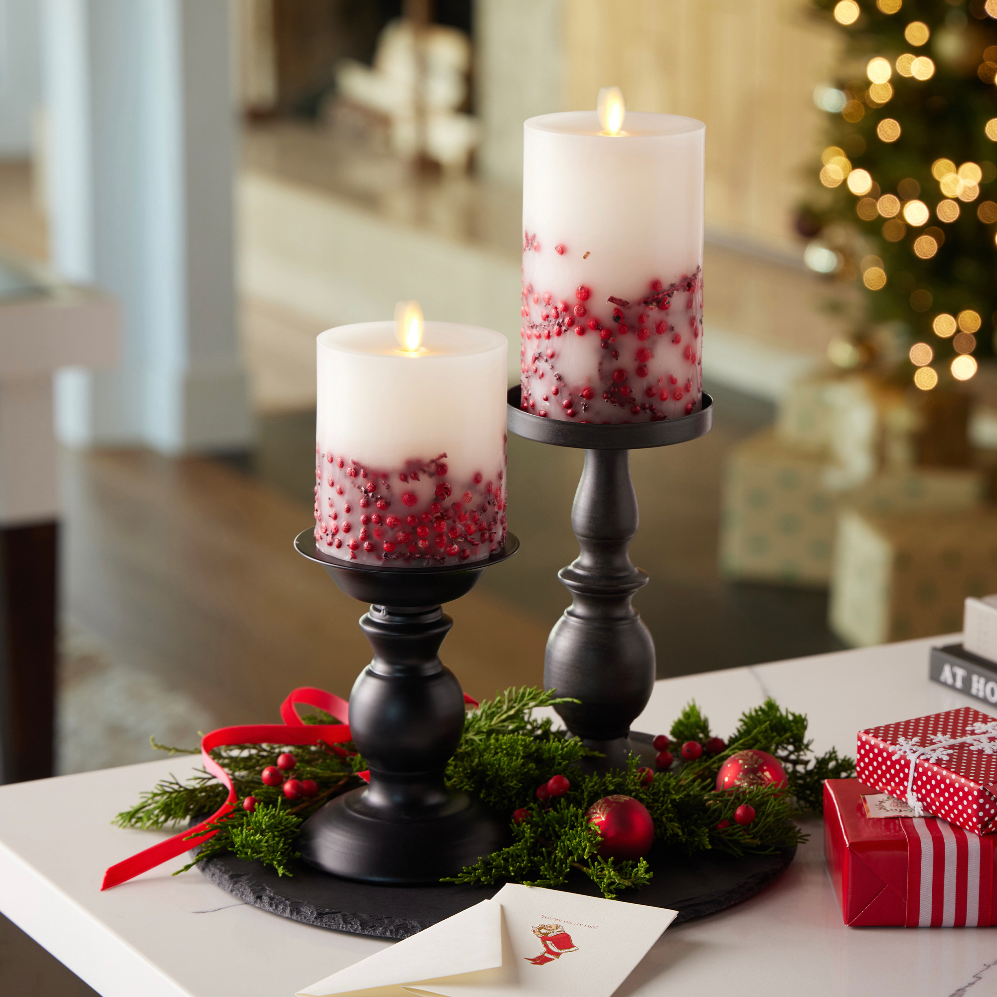 sm-image-57856bb2519e6a0dcf1316a4 Embedded Red Berries Flameless Candle Pillar