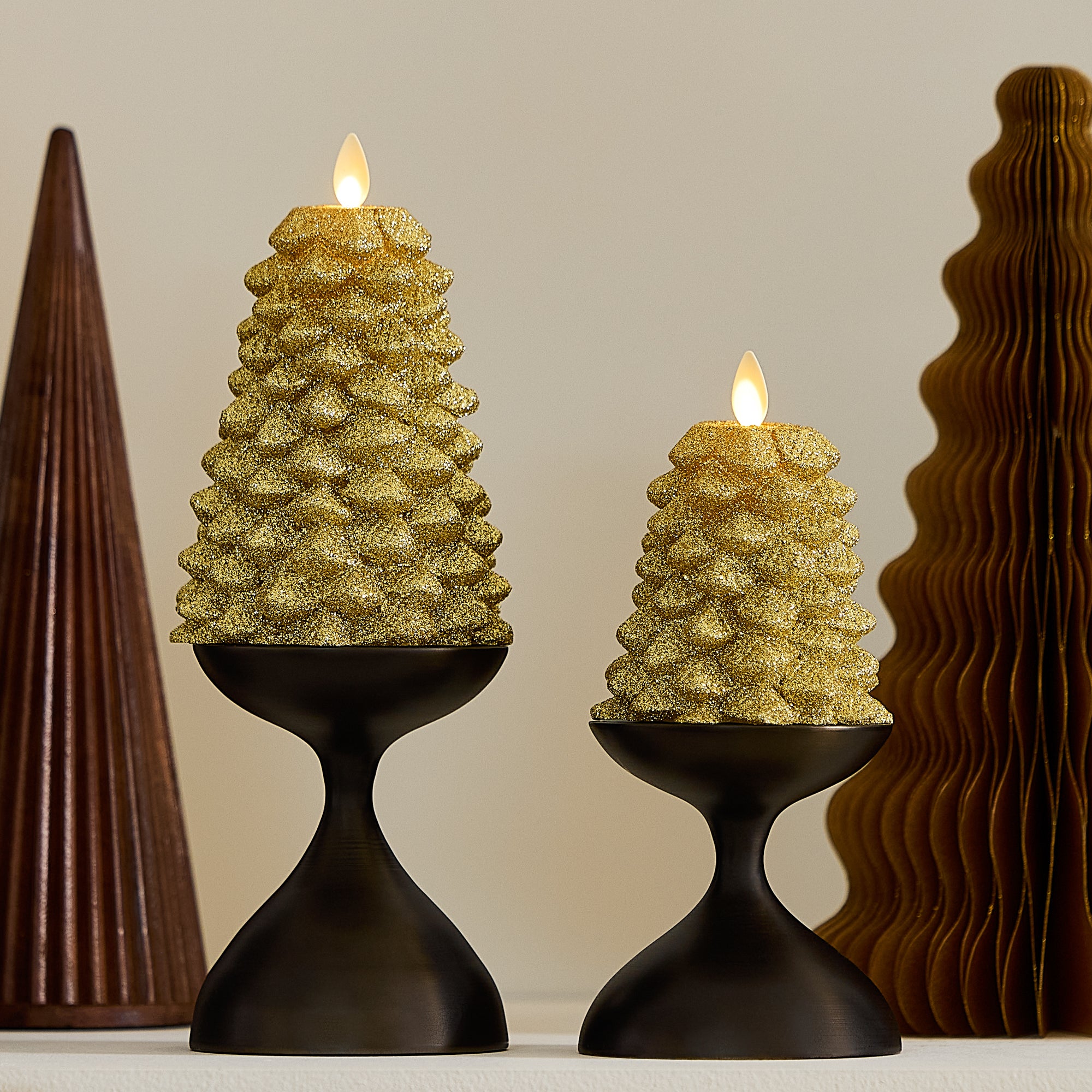 sm-image-610a74f091de9a22a6b751b9 Rich Gold Glitter Flameless Candle North Tree