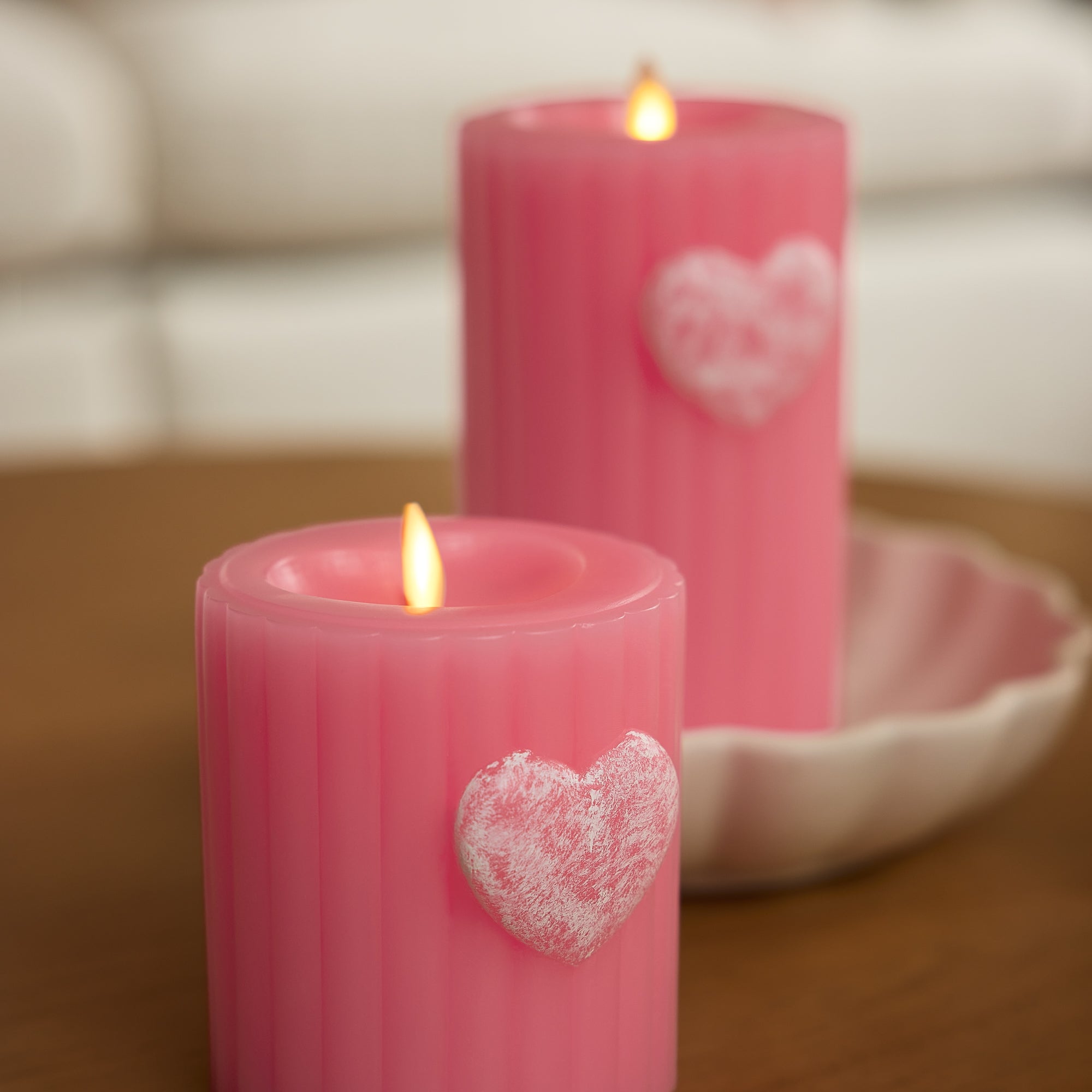 sm-image-6aa2a34efdb07cb7c04ce0f2 Sweet Pink Ribbed Flameless Candle Pillar