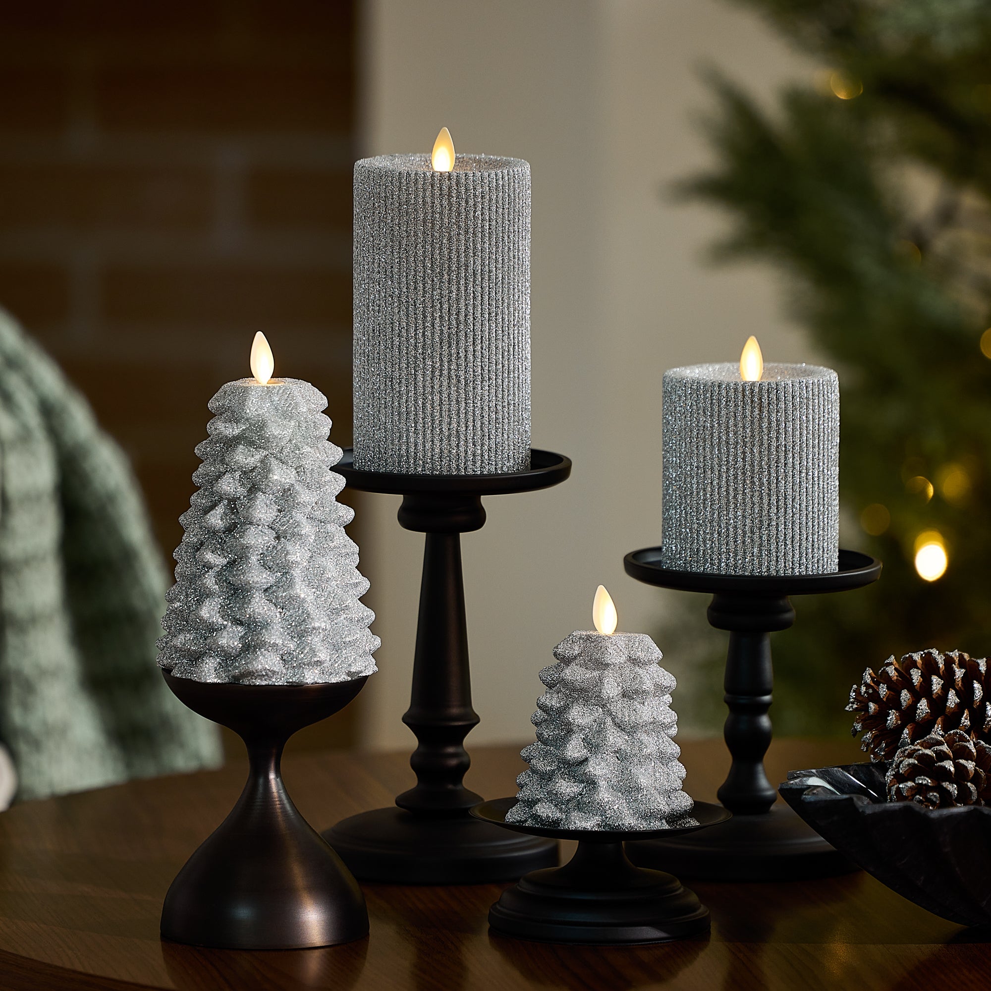 sm-image-827175ae58f8e5feec2e0c41 Brilliant Silver Glitter Ribbed Flameless Candle Pillar