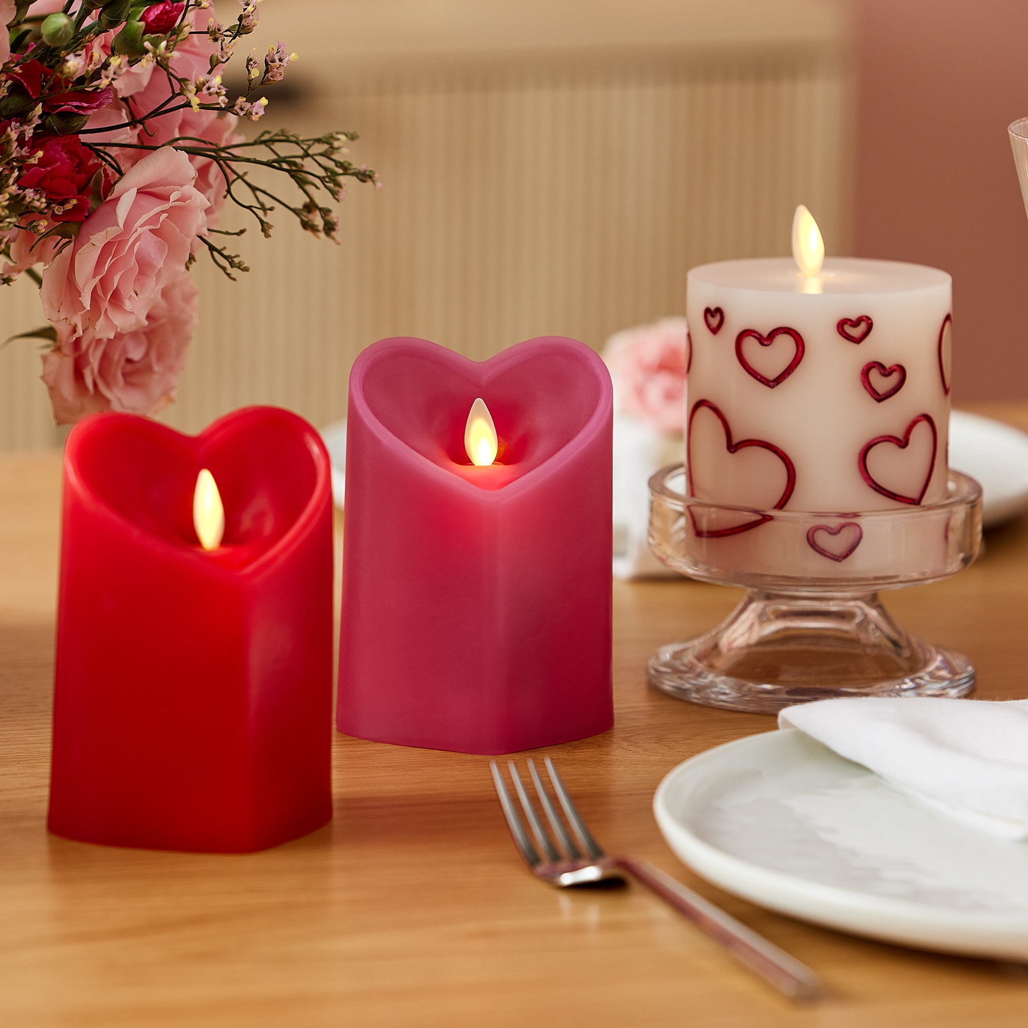 sm-image-c6f9979dd45ac75e7d4d8c02 True Red Flameless Candle Heart Pillar