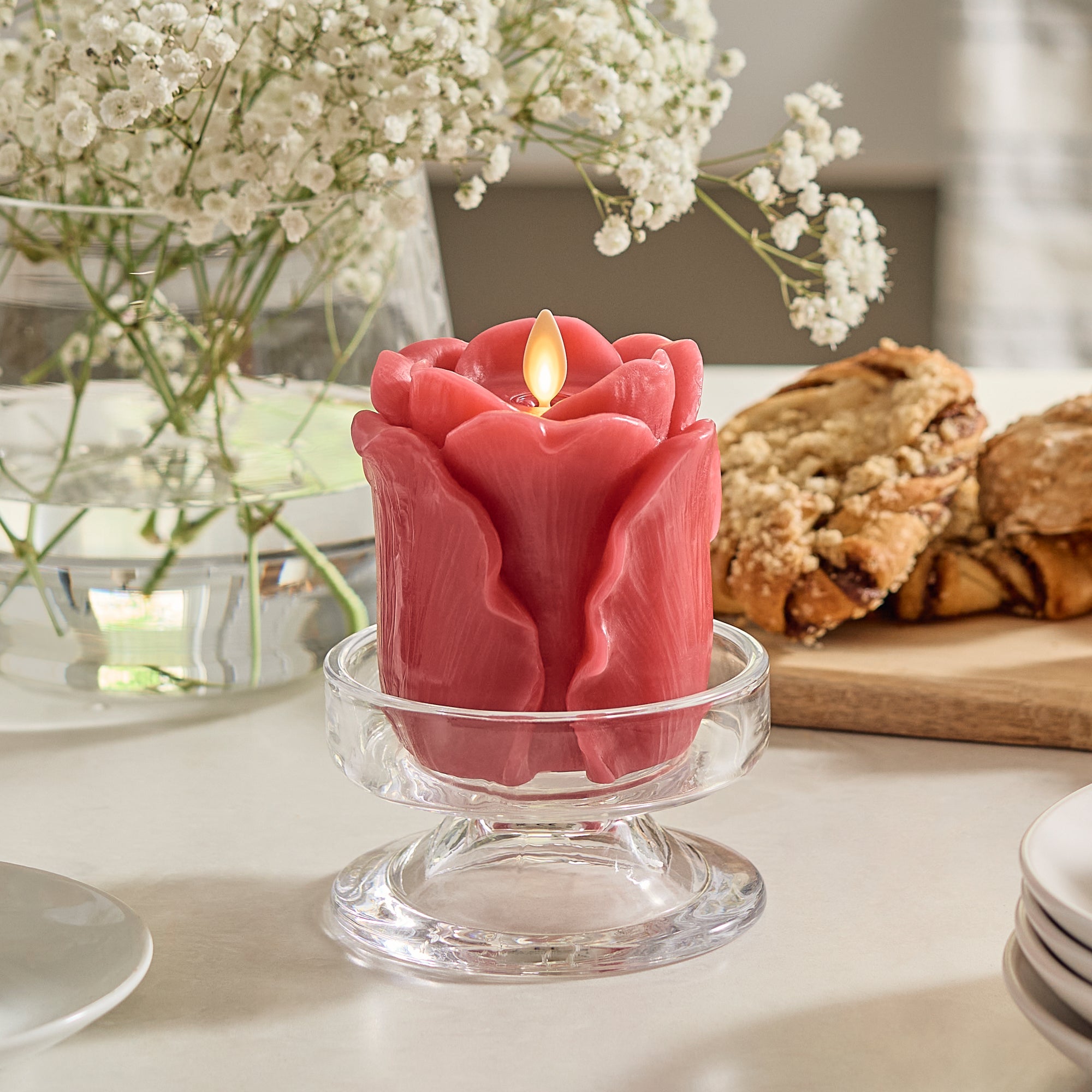 sm-image-d81064adf77c1848bbe00452 True Red Flameless Candle Rose Bud