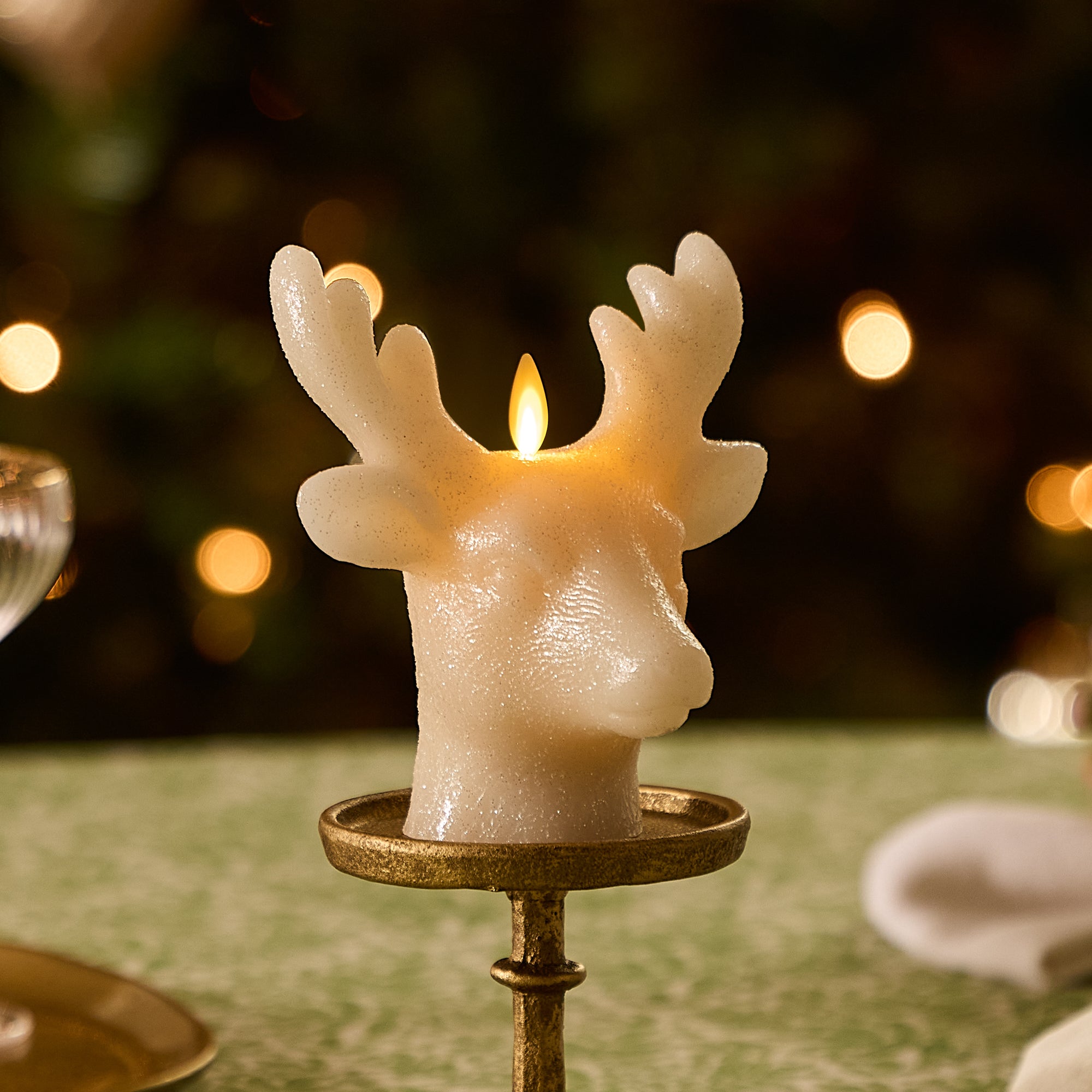 sm-image-eaa7ff66827cb3c0ddfda021 White Swan Glitter Stag Flameless Candle