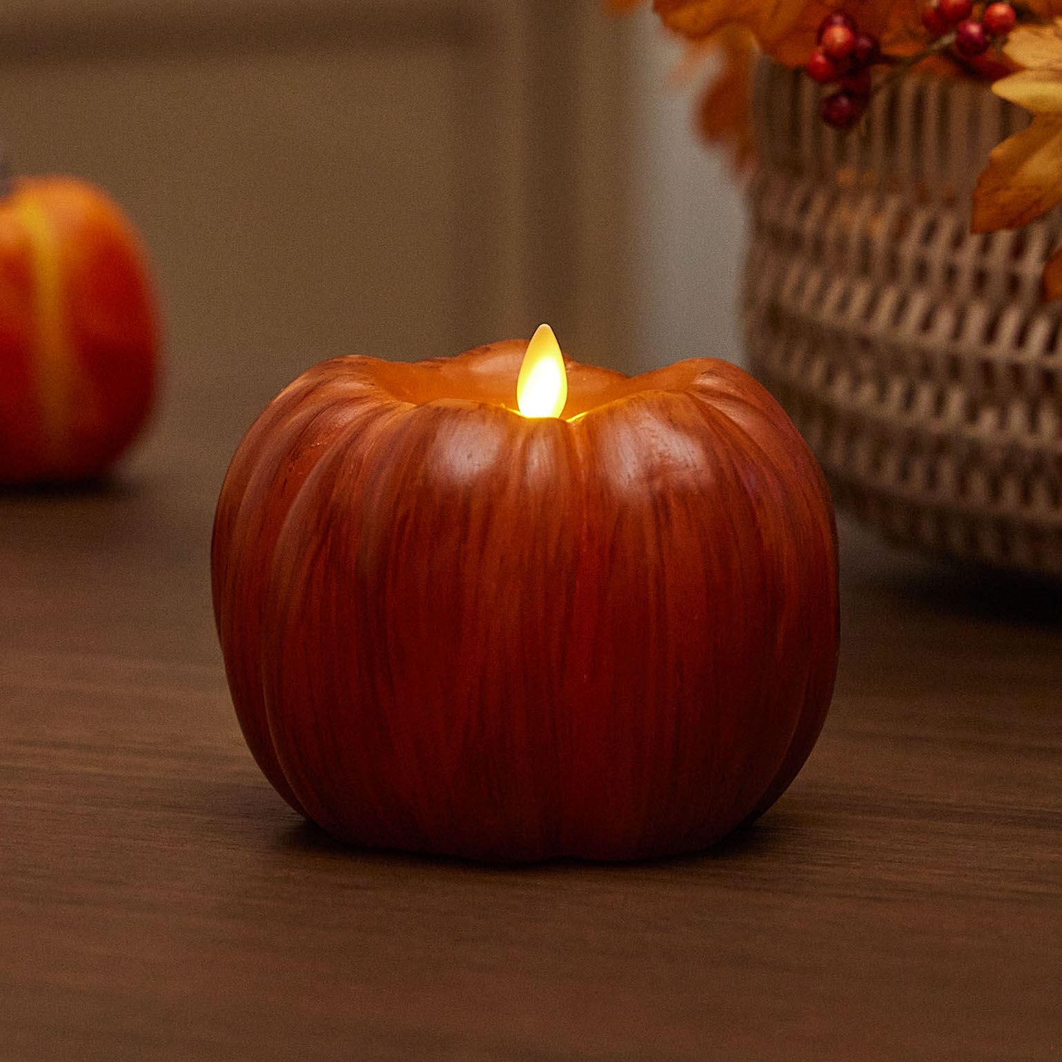 sm-image-f30fff37da397251a09986b6 Burnt Orange Flameless Candle Pumpkin
