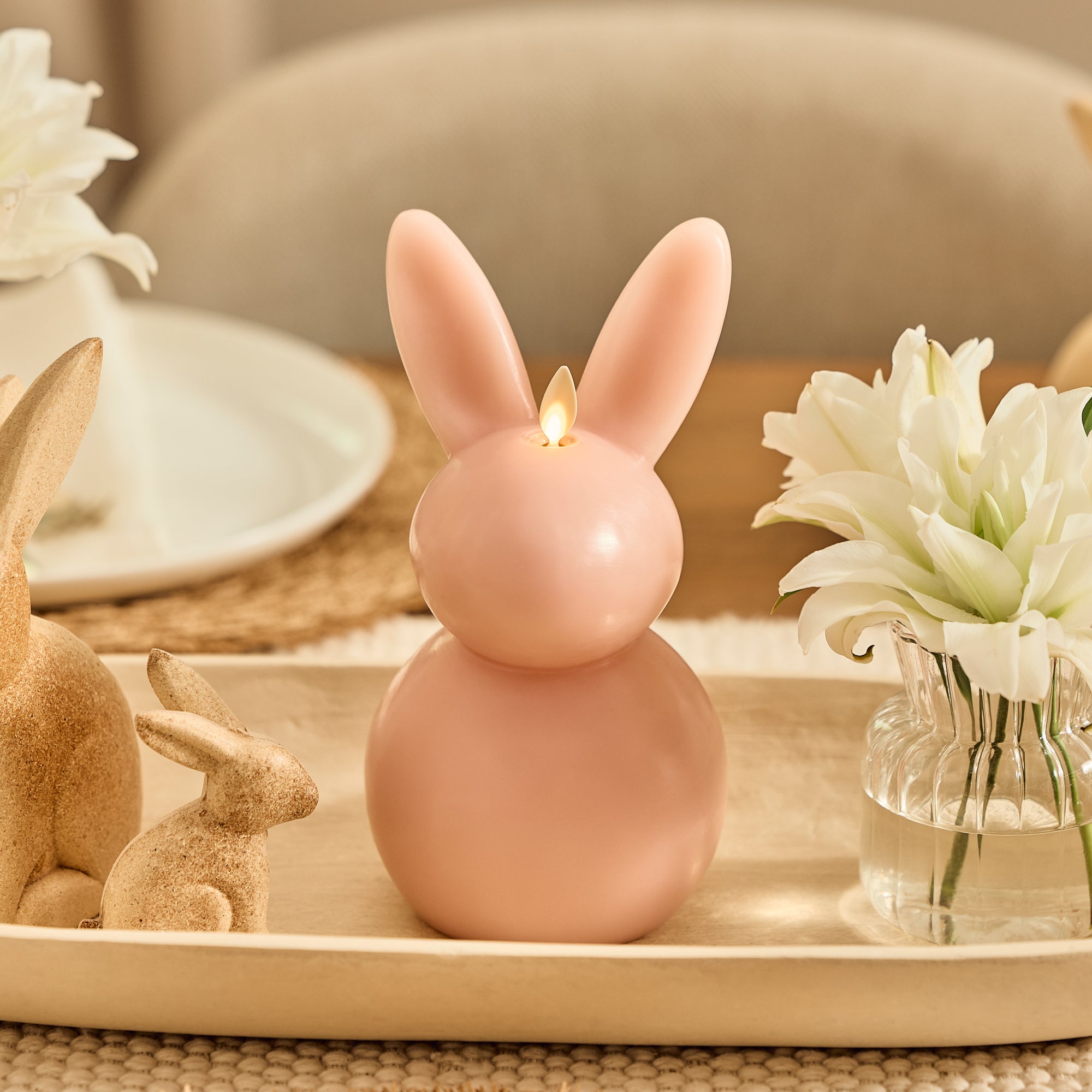 sm-image-ff08621464e05336c0538024 Dusky Rose Flameless Candle Bunny
